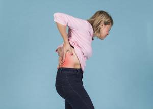 Боль в спине после кесарева может быть связана с невралгией