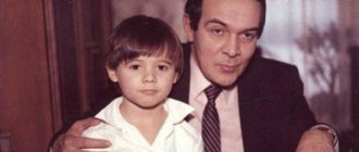 Эмин родился в городке Баку, Азербайджанская ССР