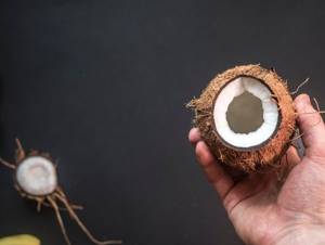 Как правильно есть кокос: 4 простых рецепта в домашних условиях