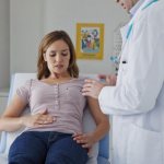 Кесарево сечение: какие могут быть последствия и осложнения после операции и есть ли вред для матери и ребенка?