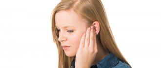 Почему горит левая щека примета