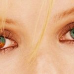 Разноцветные глаза у человека