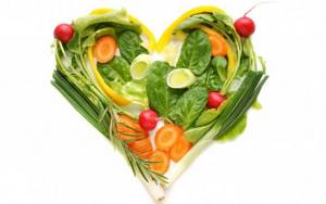 Сердце из зелени и овощей
