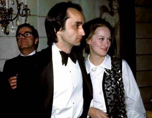 В 1975 году Мерил познакомилась с Джоном Казале. Это была любовь с первого взгляда