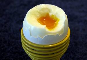 Яйца в мешочек – сколько минут варить после закипания
